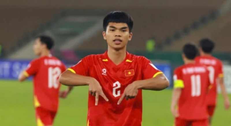 le-phat-dap-le-niem-tin-ghi-dau-an-truong-thanh-tai-san-choi-chau-luc